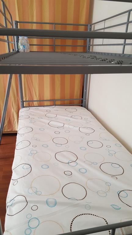 Cherry House & Self Catering Leeds (West Yorkshire) Bagian luar foto