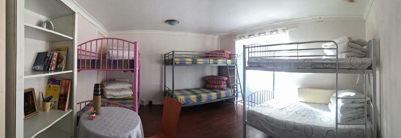 Cherry House & Self Catering Leeds (West Yorkshire) Bagian luar foto